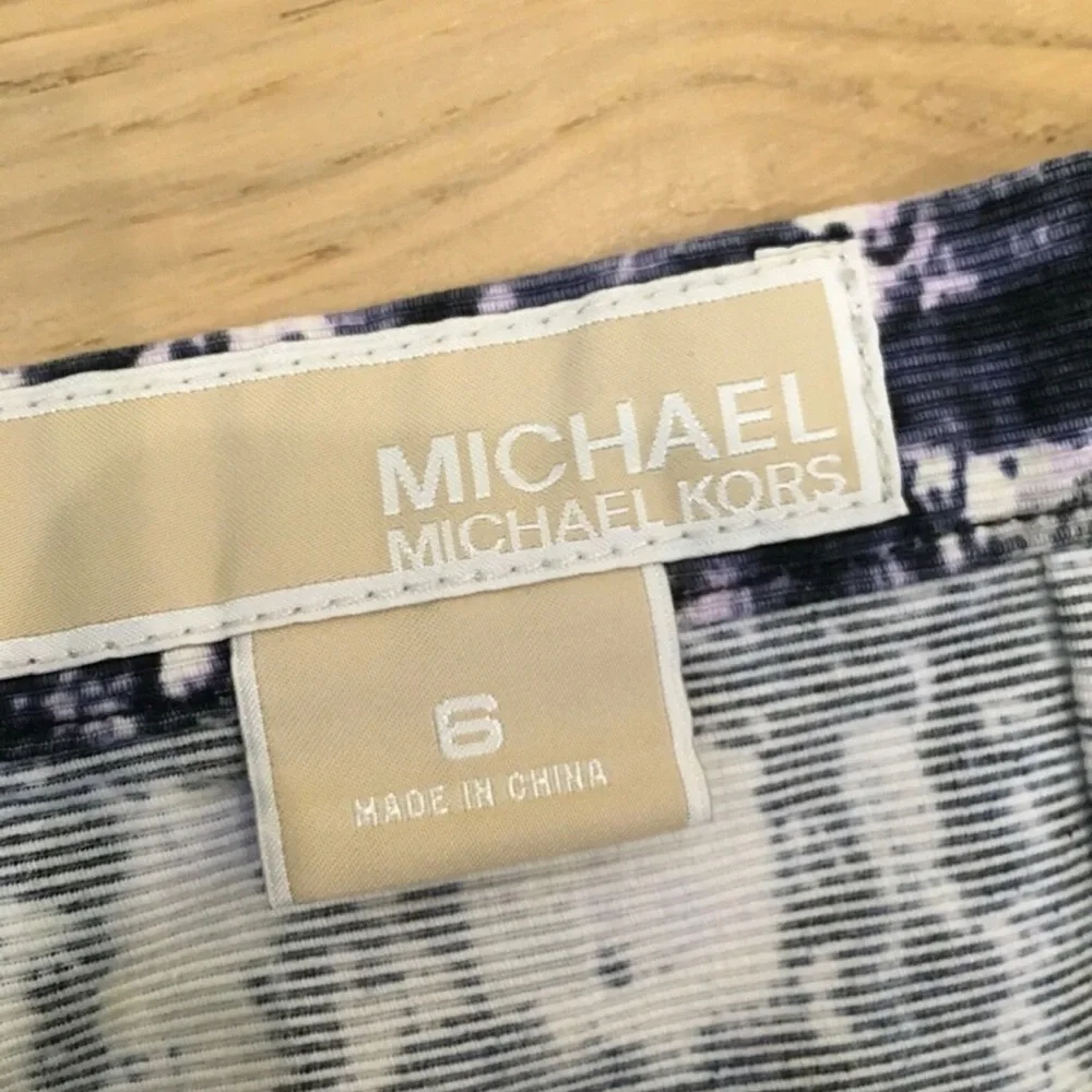 Michael Kors Round Skirt Blue Purple Geometric Print with Pockets! Size 6